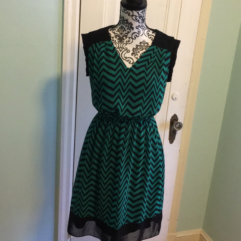 Black and green print dress